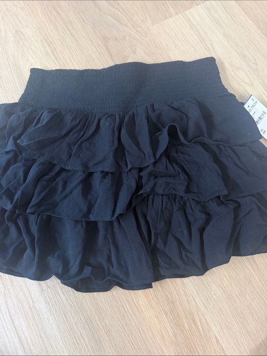 Abound Dresses & Skirts - NWT Women’s Abound Black Tiered Ruffle Skirt